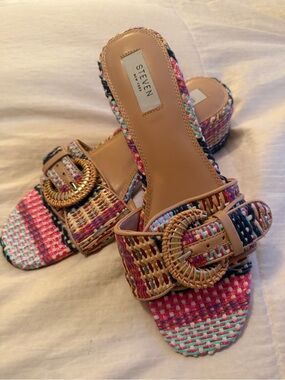 Seven7 New York Multicolor Woven Slide Sandals